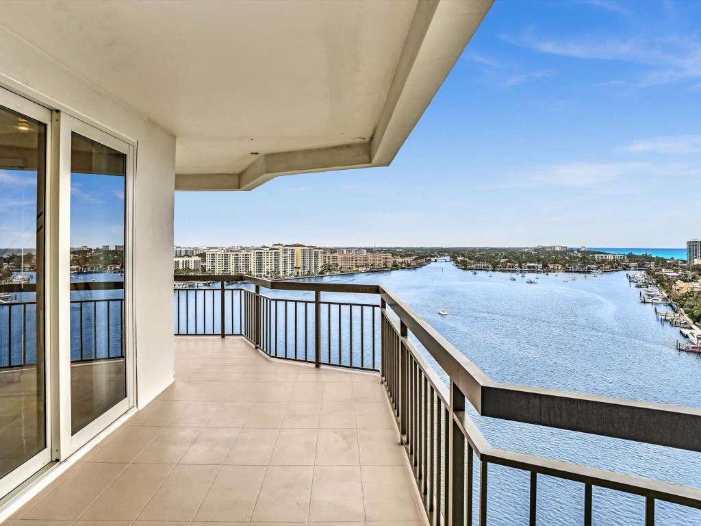 901 E Camino Real Ph-2B, Boca Raton Unit: Ph-2B