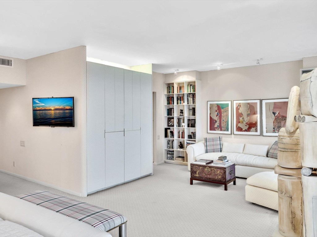 901 E Camino Real Ph-2B, Boca Raton Unit: Ph-2B