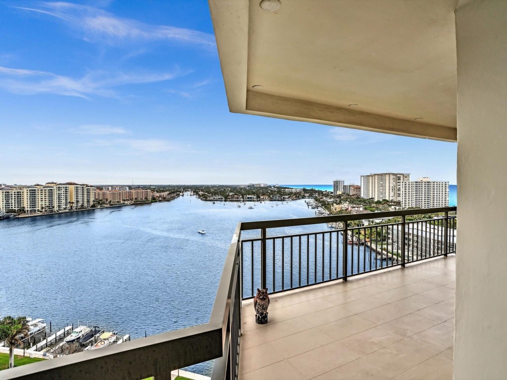 901 E Camino Real Ph-2B, Boca Raton Unit: Ph-2B