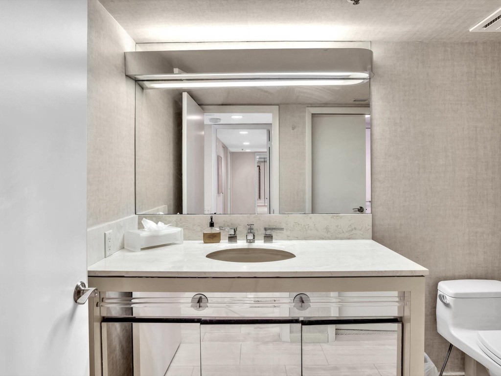 901 E Camino Real Ph-2B, Boca Raton Unit: Ph-2B