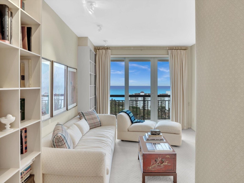 901 E Camino Real Ph-2B, Boca Raton Unit: Ph-2B