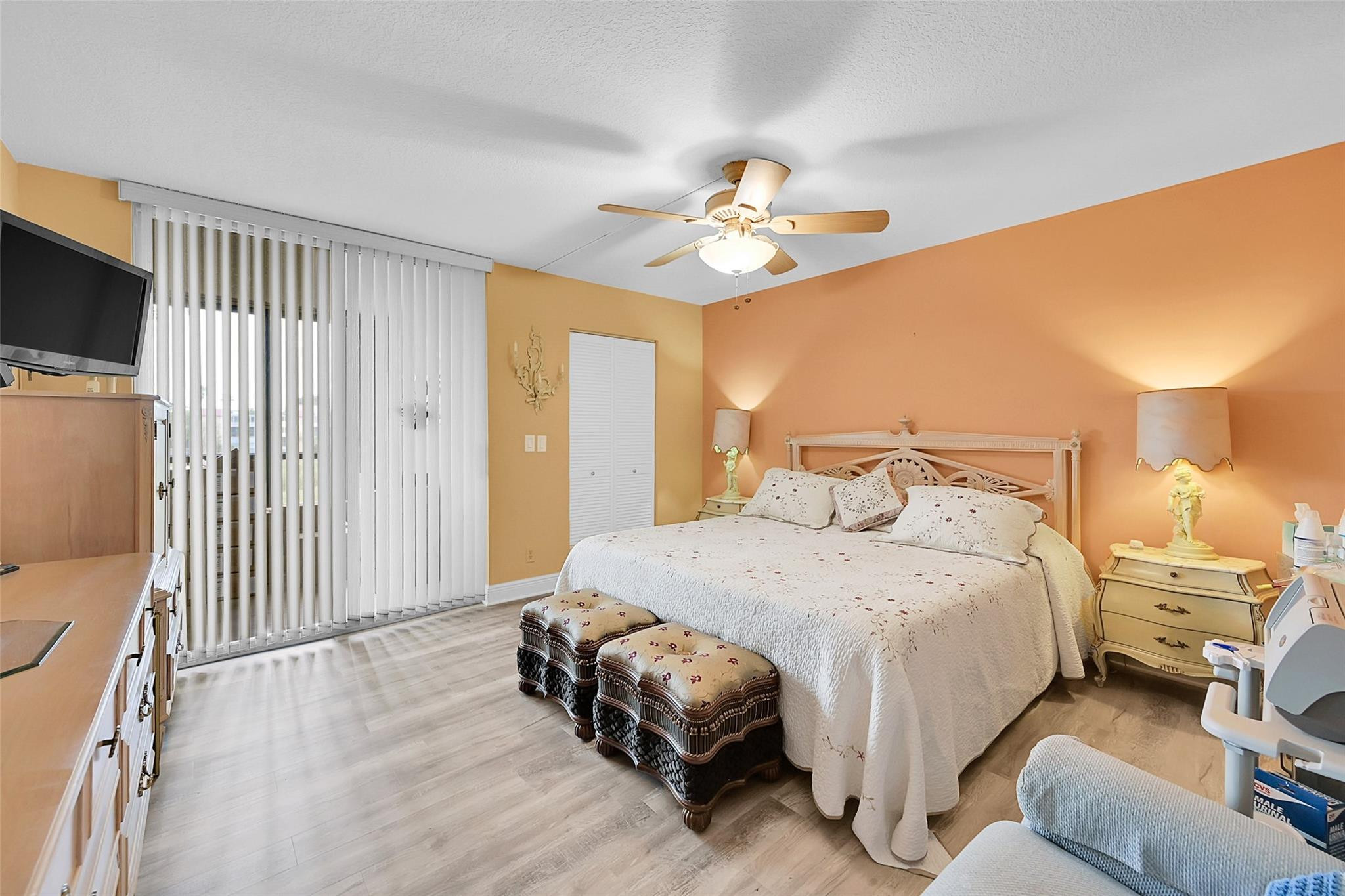 7300 Lake Circle Drive 306