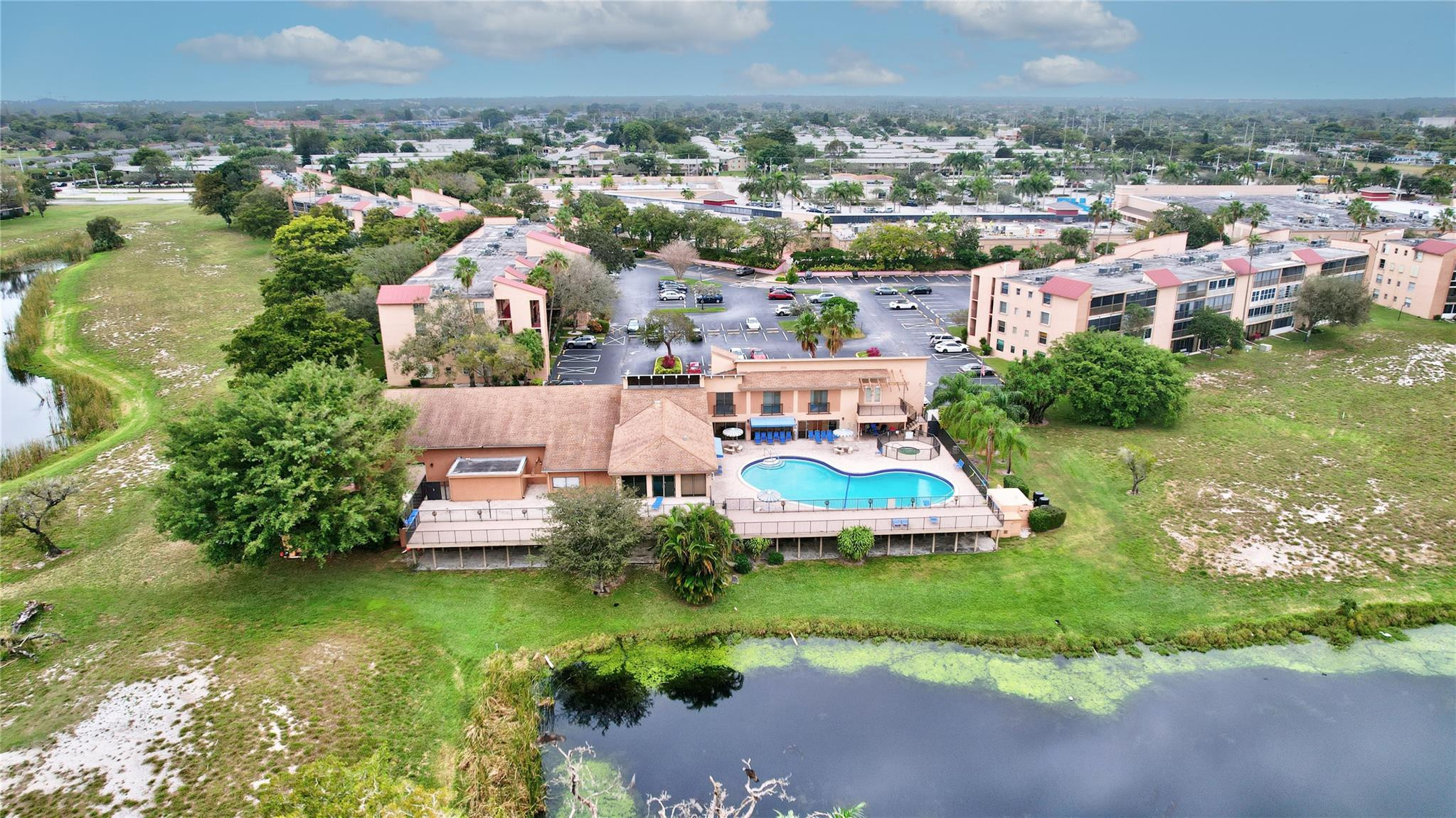 7300 Lake Circle Drive 306