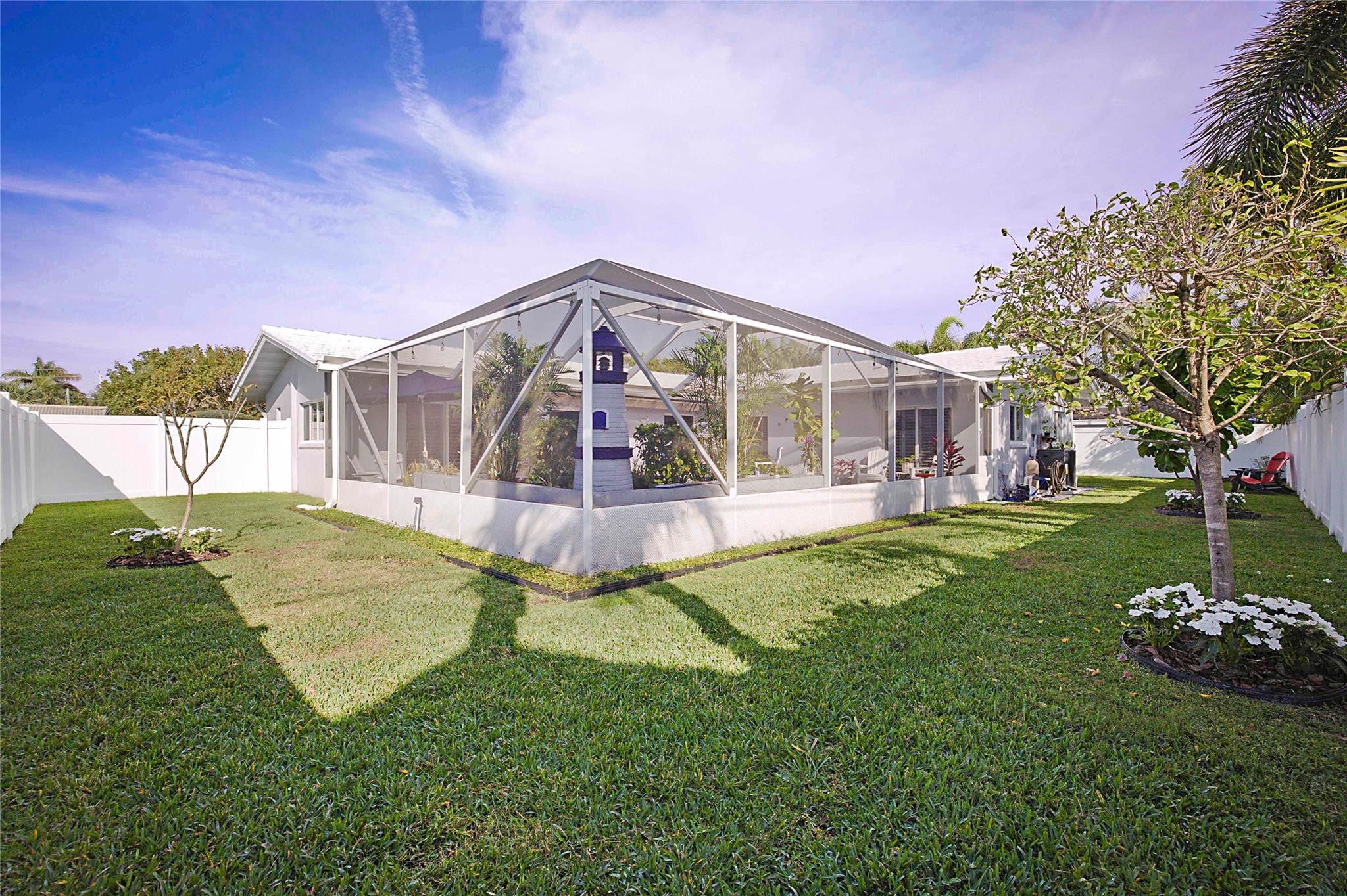 4210 NE 22nd Ter