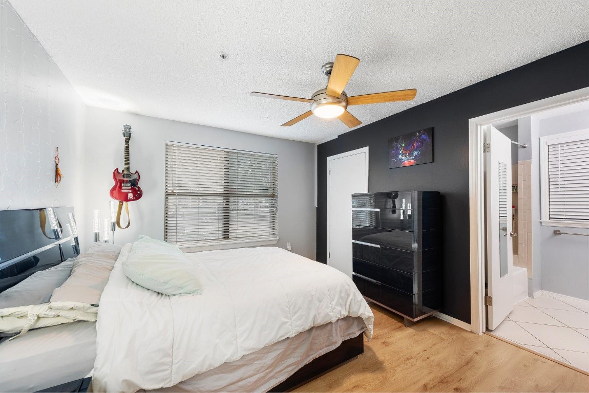 2317 N Congress 11 Avenue Unit: 11