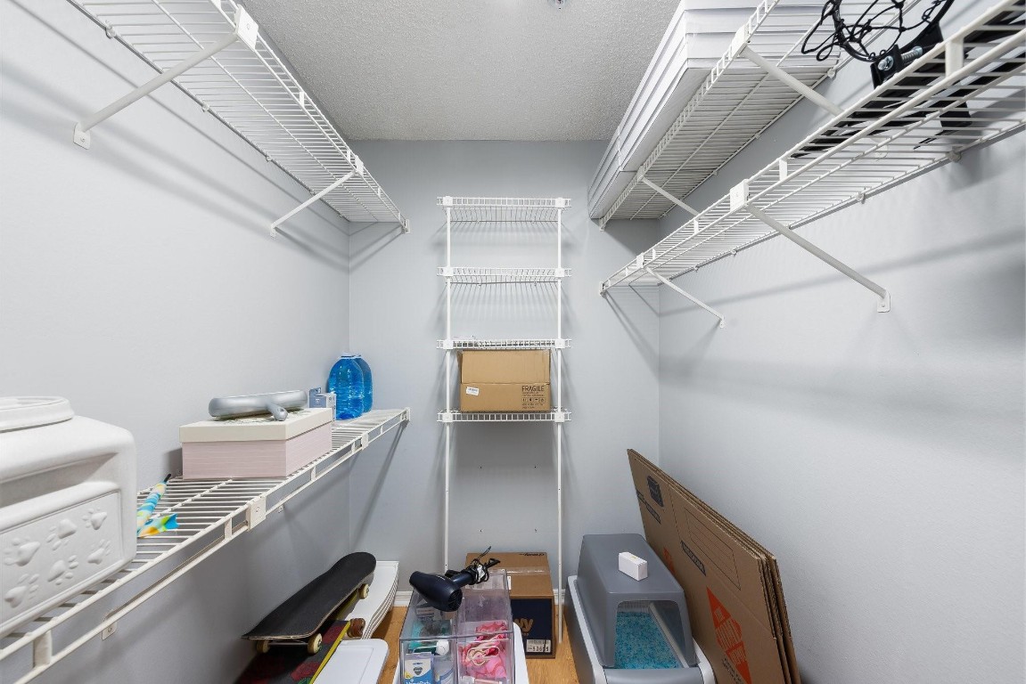 2317 N Congress 11 Avenue Unit: 11