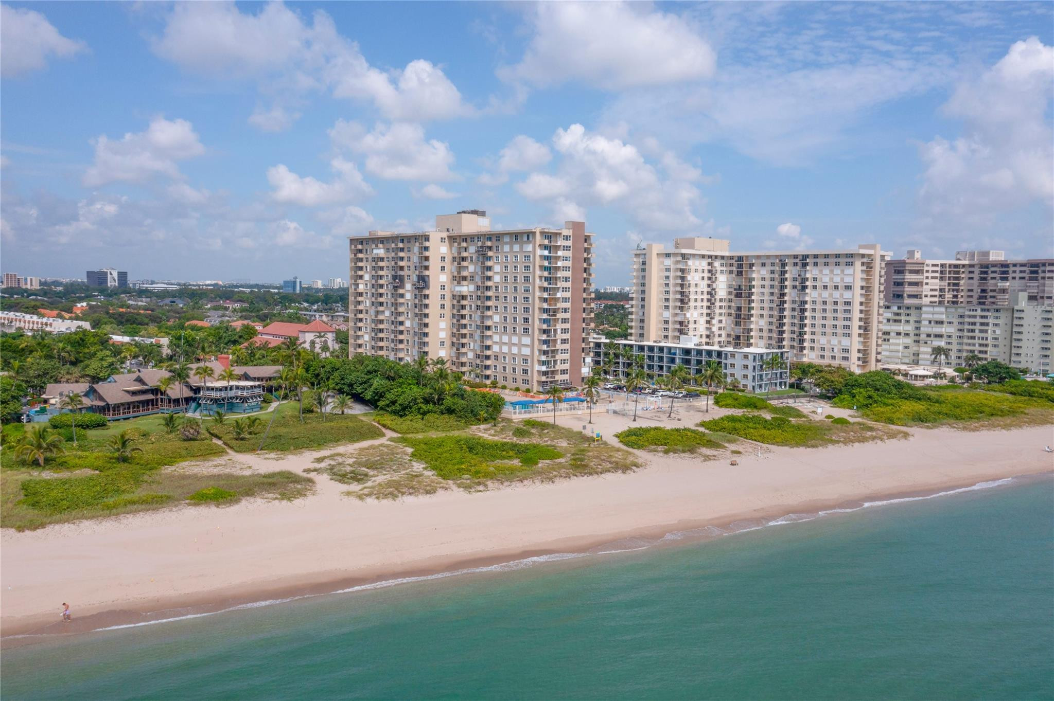 2000 S Ocean Boulevard 2P, Lauderdale-By-The-Sea Unit: 2P