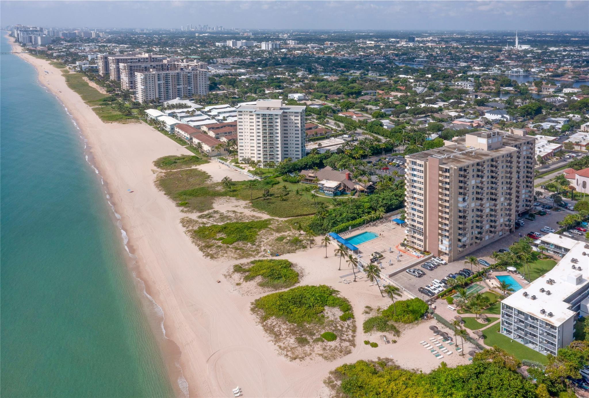 2000 S Ocean Boulevard 2P, Lauderdale-By-The-Sea Unit: 2P