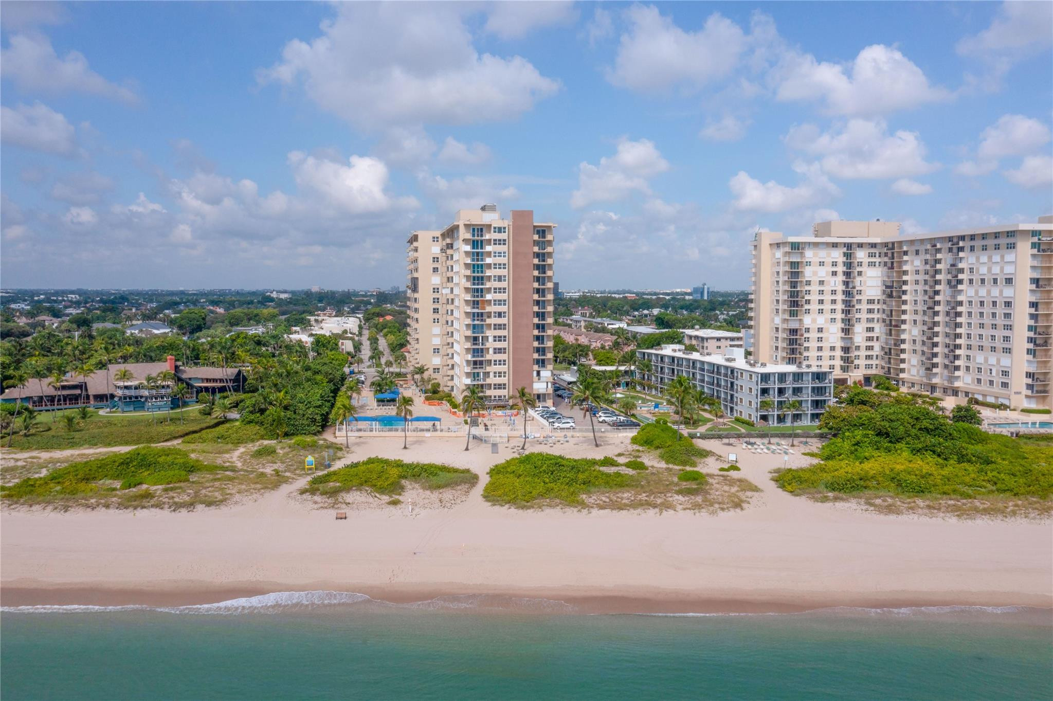 2000 S Ocean Boulevard 2P, Lauderdale-By-The-Sea Unit: 2P