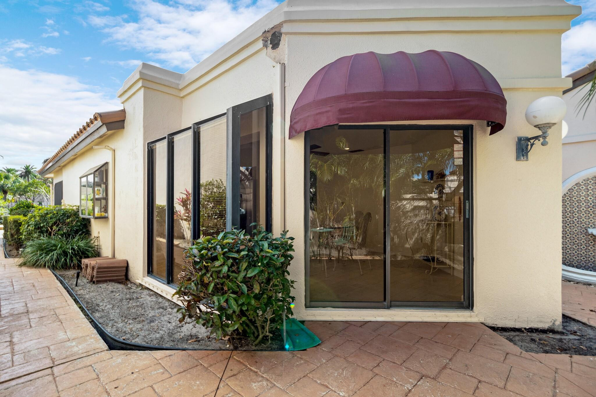 2952 Deer Creek Viaduct, Deerfield Beach