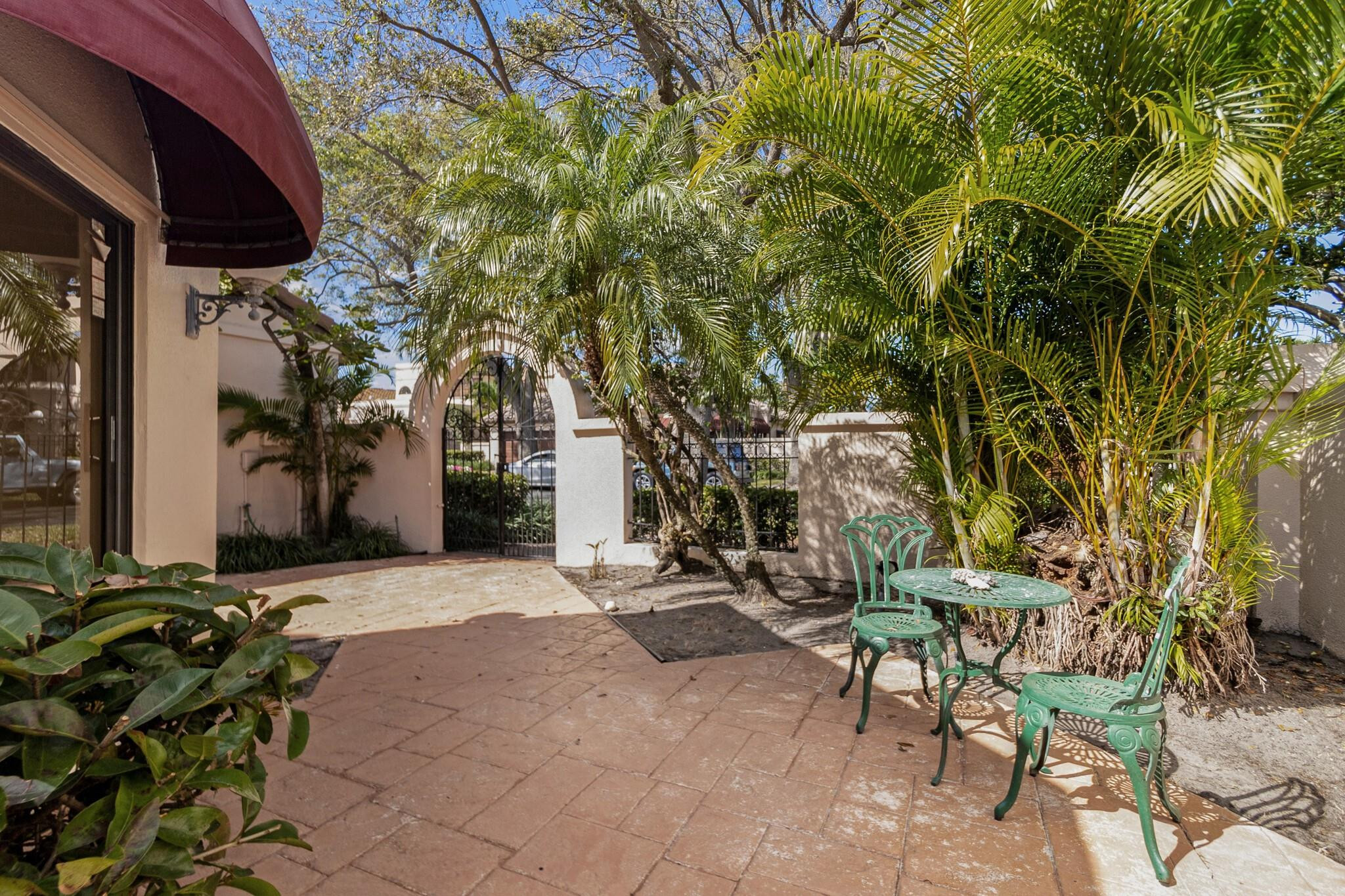 2952 Deer Creek Viaduct, Deerfield Beach