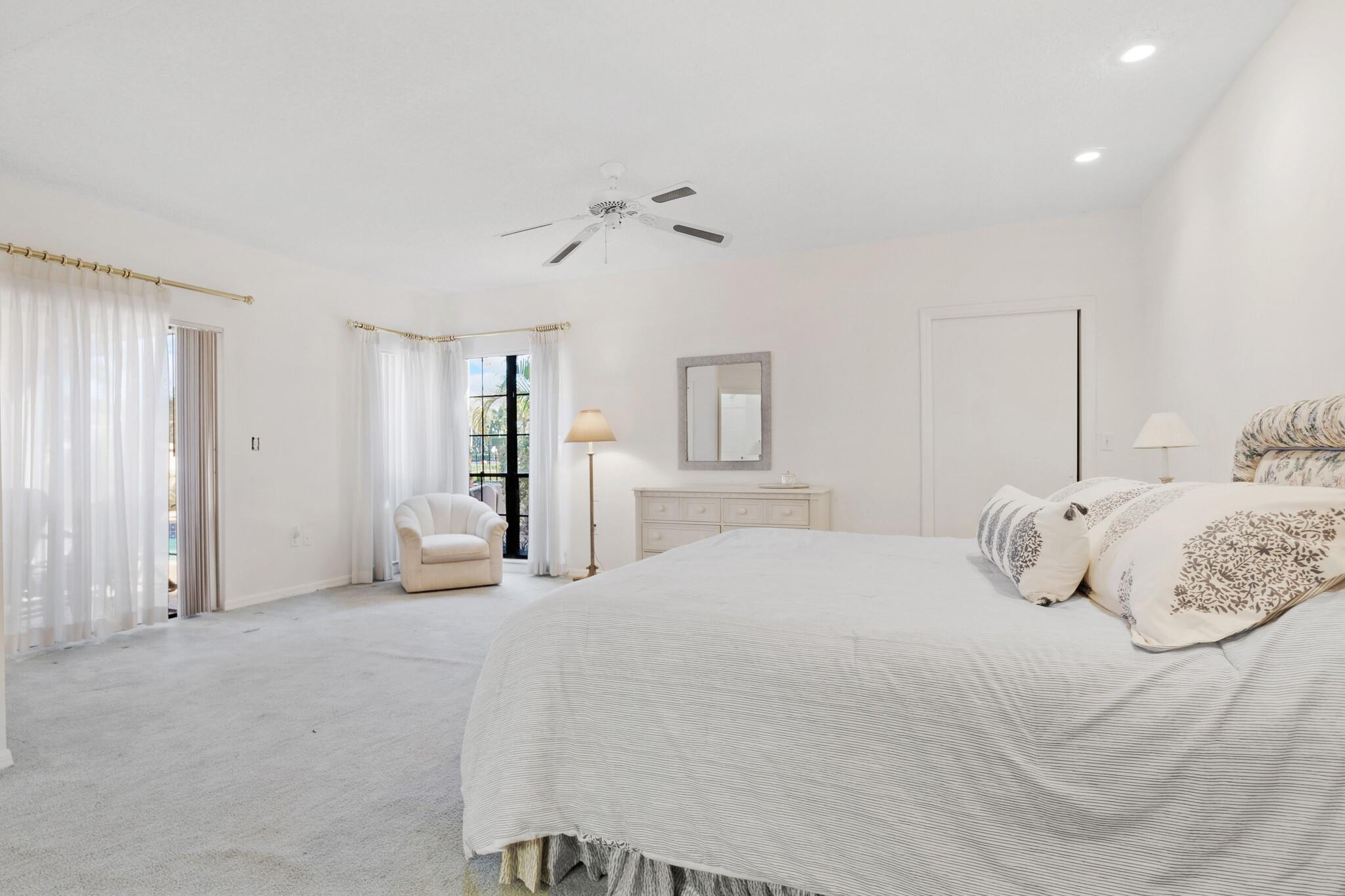2952 Deer Creek Viaduct, Deerfield Beach
