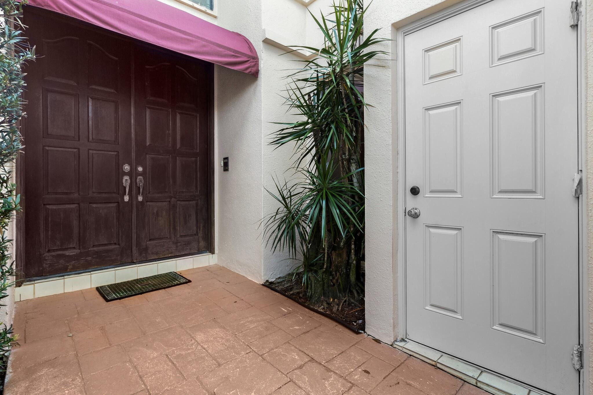 2952 Deer Creek Viaduct, Deerfield Beach