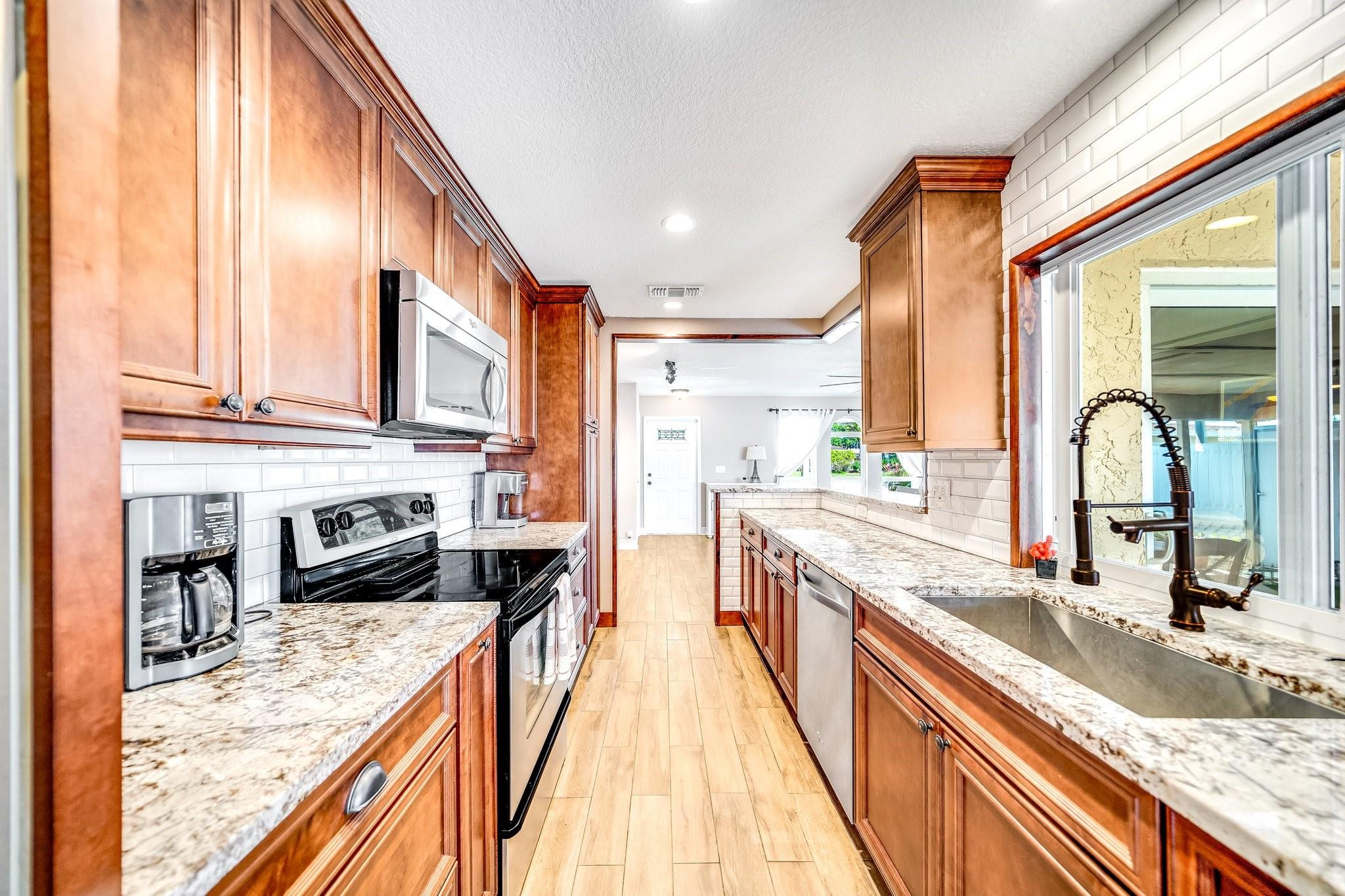1260 NW 49th Ct