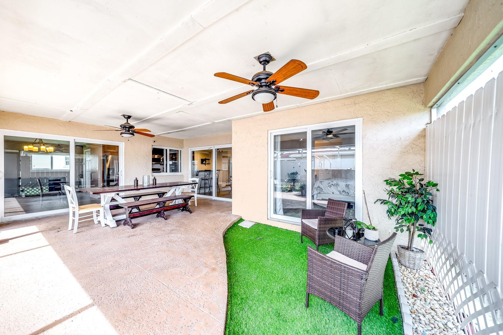 1260 NW 49th Ct