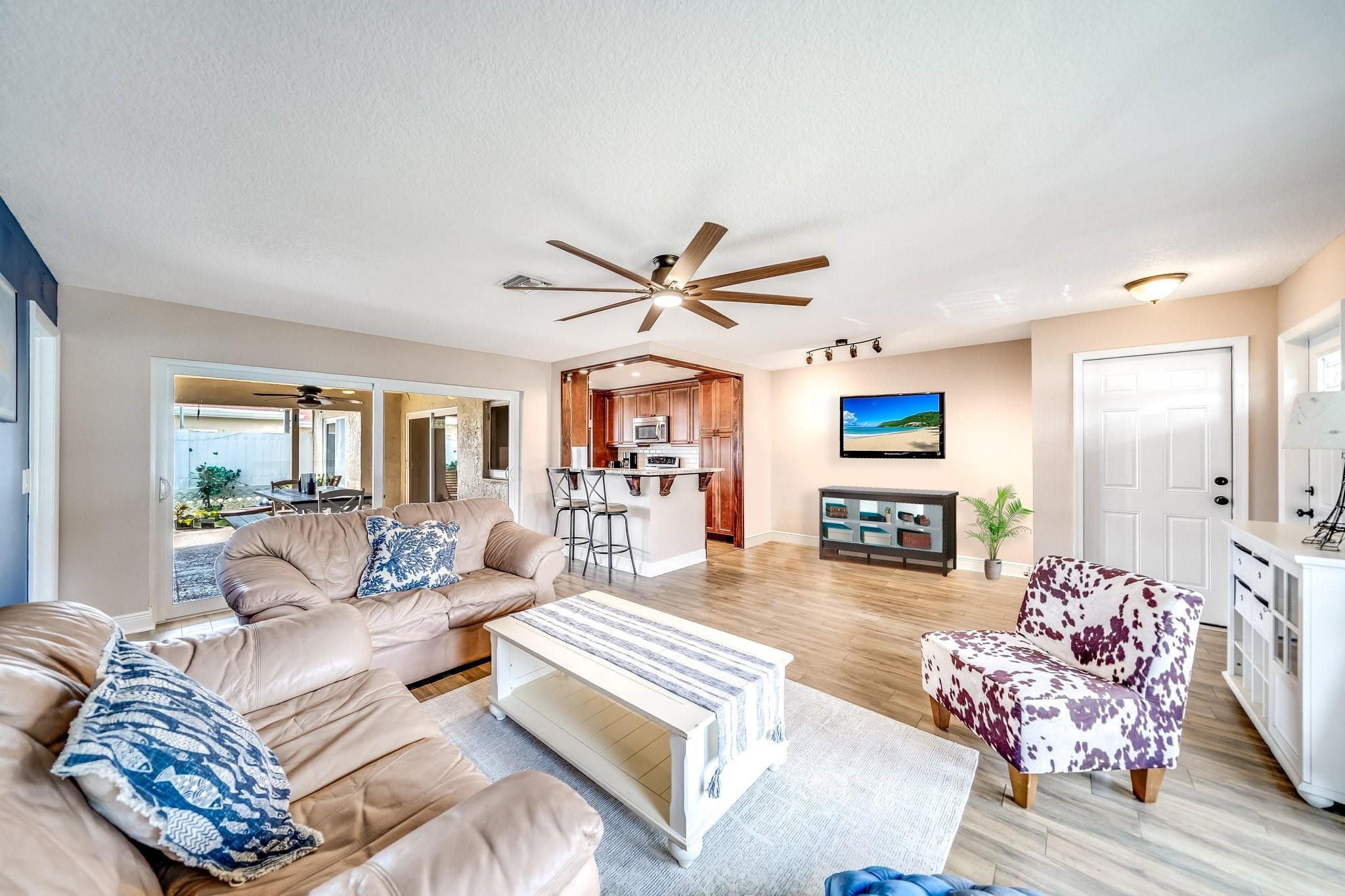 1260 NW 49th Ct