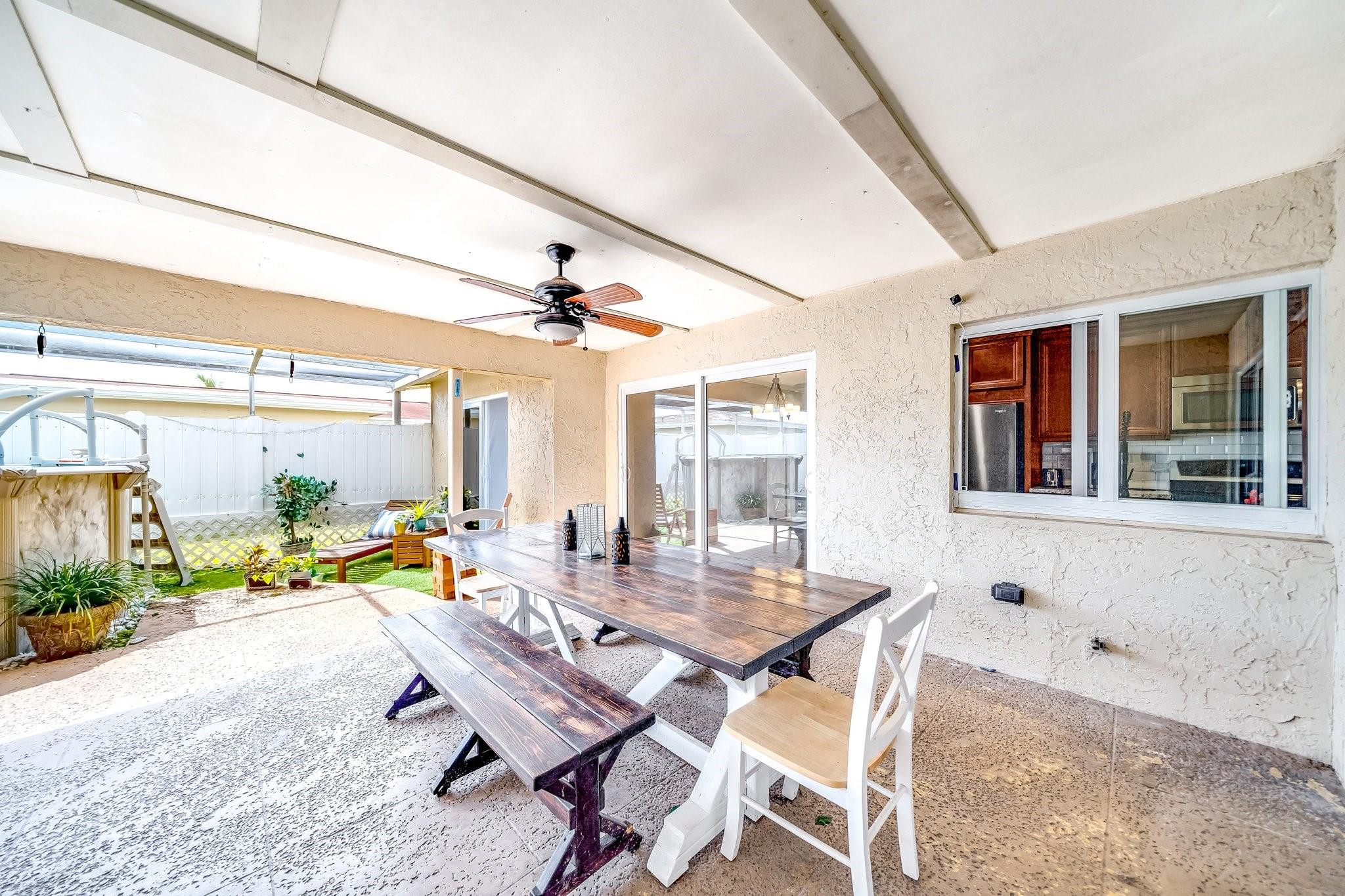 1260 NW 49th Ct