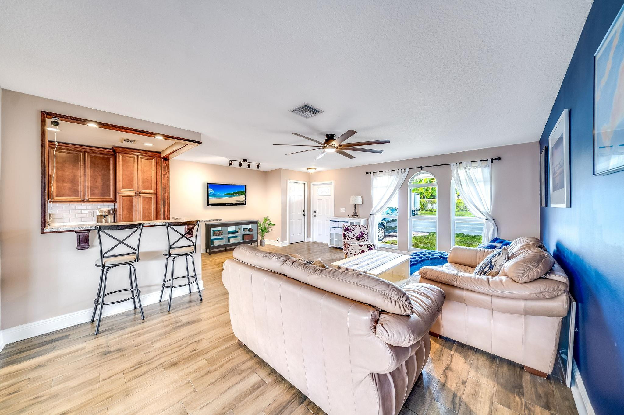 1260 NW 49th Ct