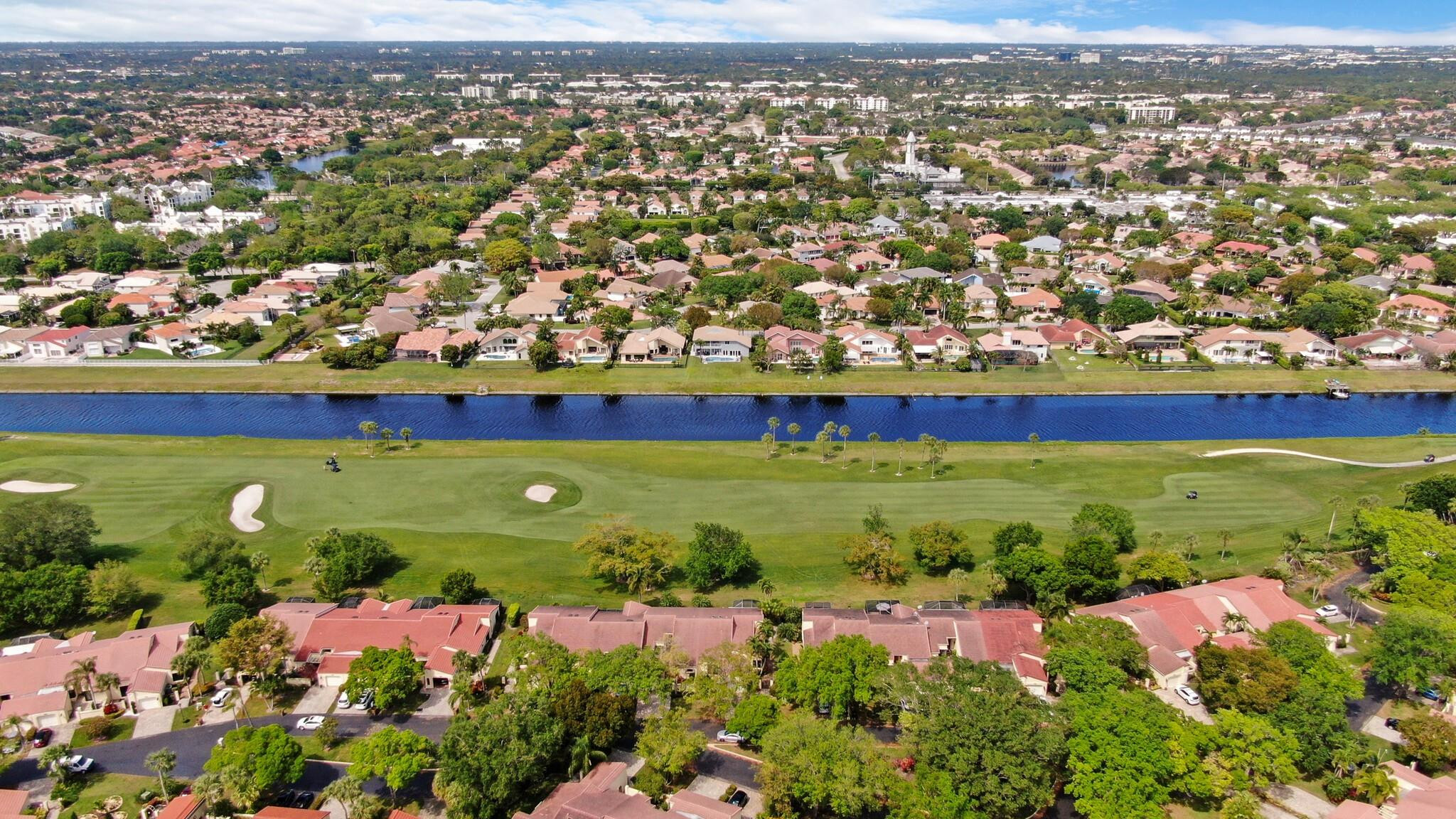 2611 Emerald Way 2611, Deerfield Beach Unit: 2611