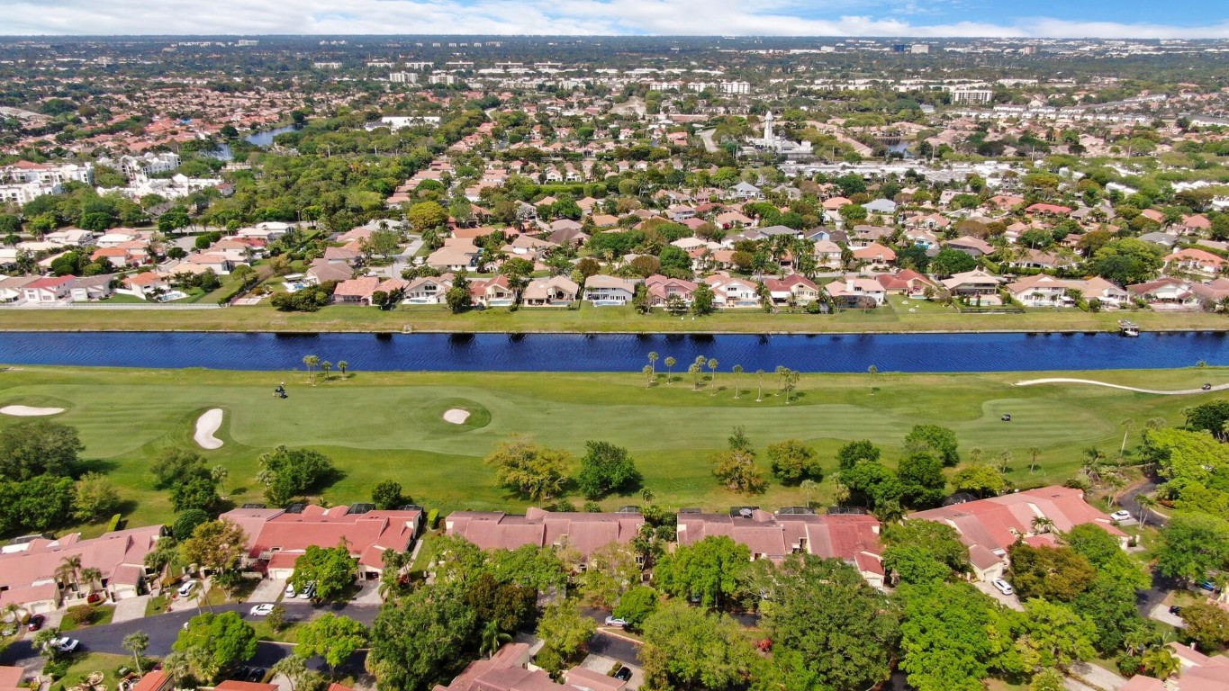 2611 Emerald Way 2611, Deerfield Beach Unit: 2611