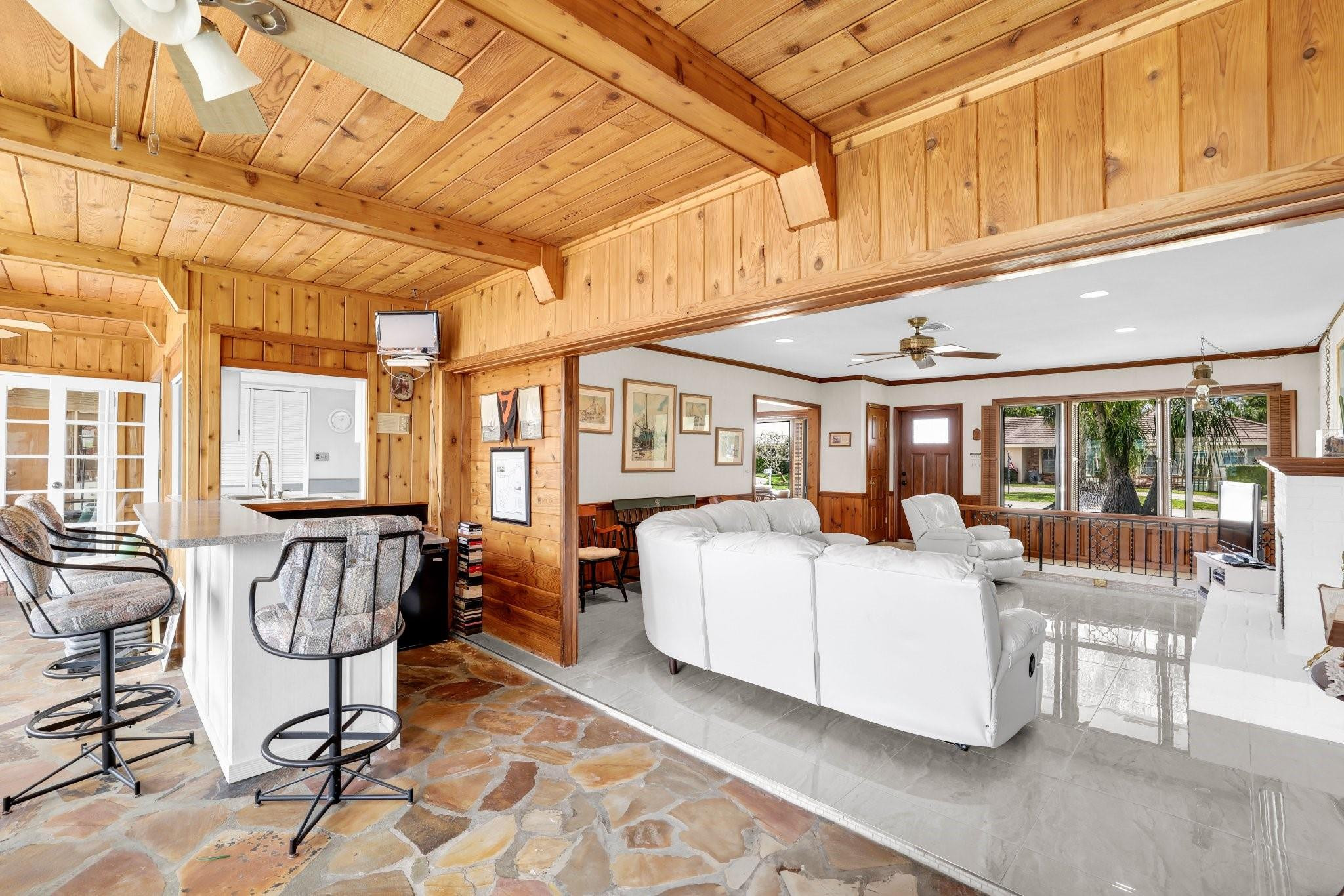 4451 NE 25th Ave