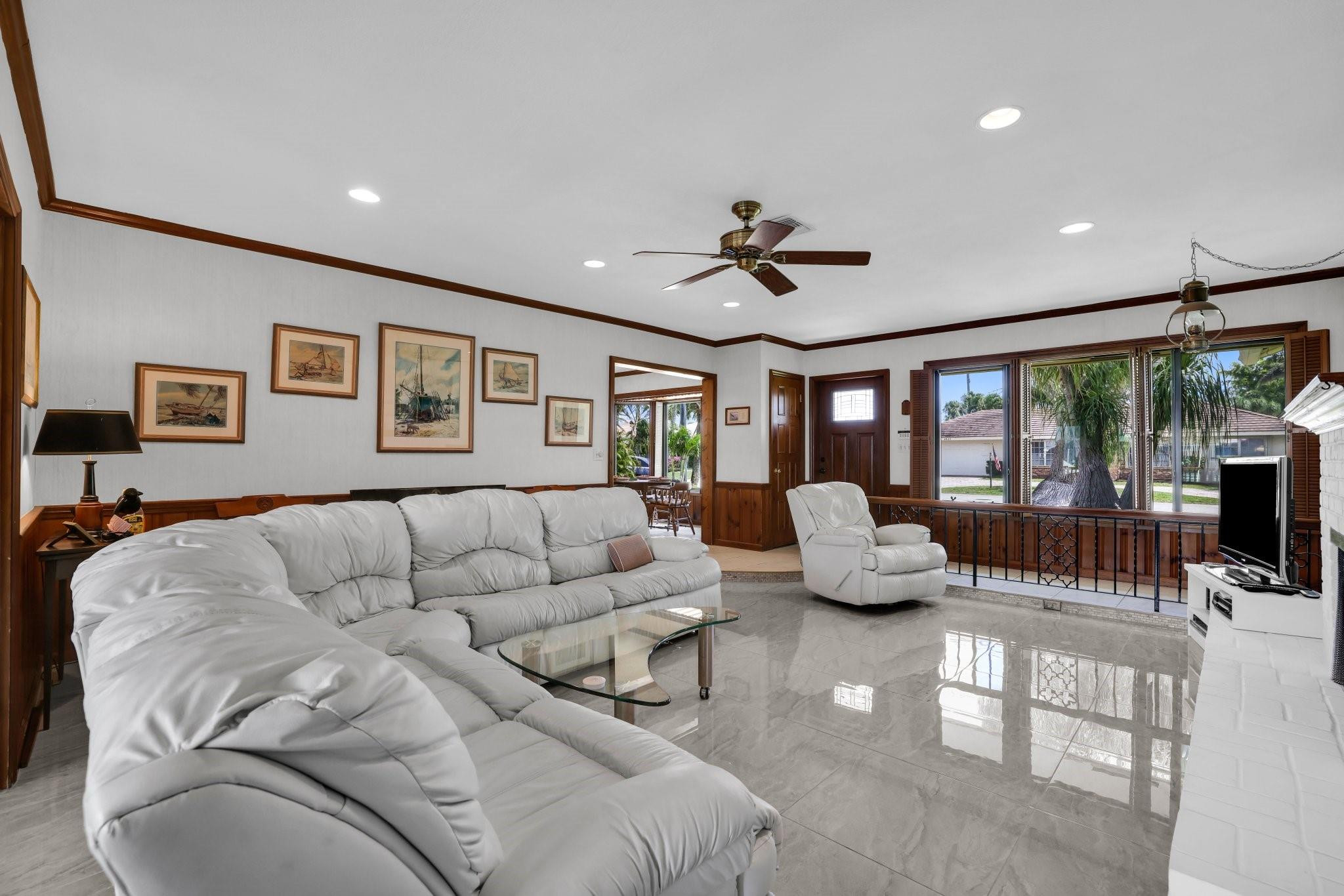 4451 NE 25th Ave
