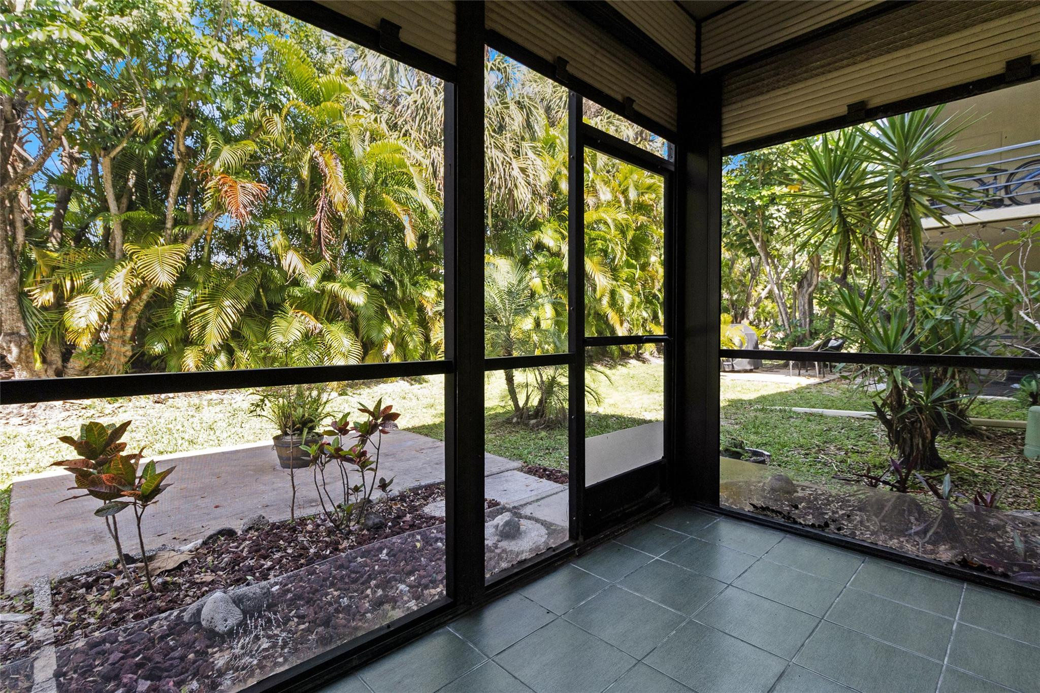 136 Cypress Road 313, Pompano Beach Unit: 313