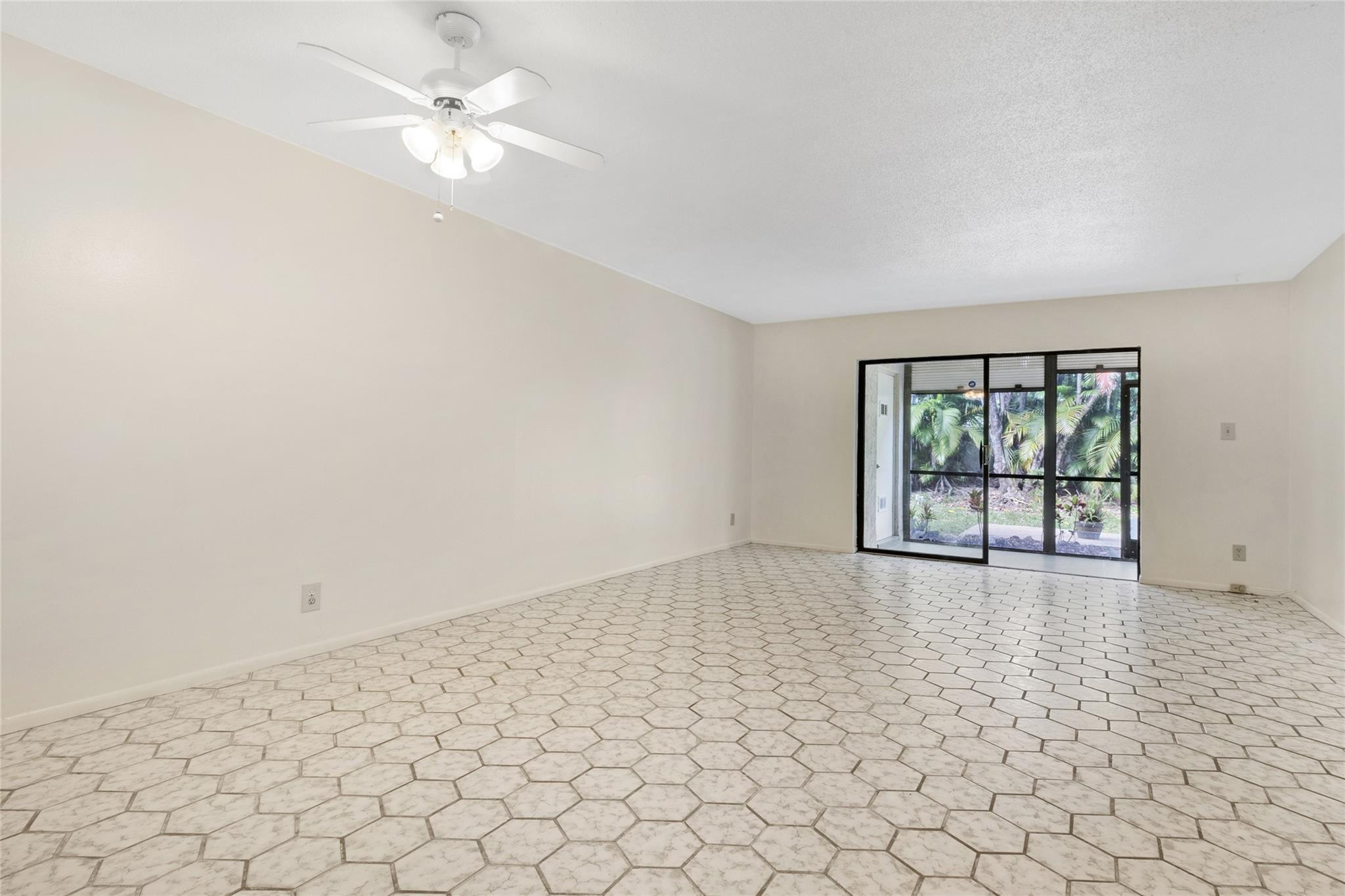 136 Cypress Road 313, Pompano Beach Unit: 313