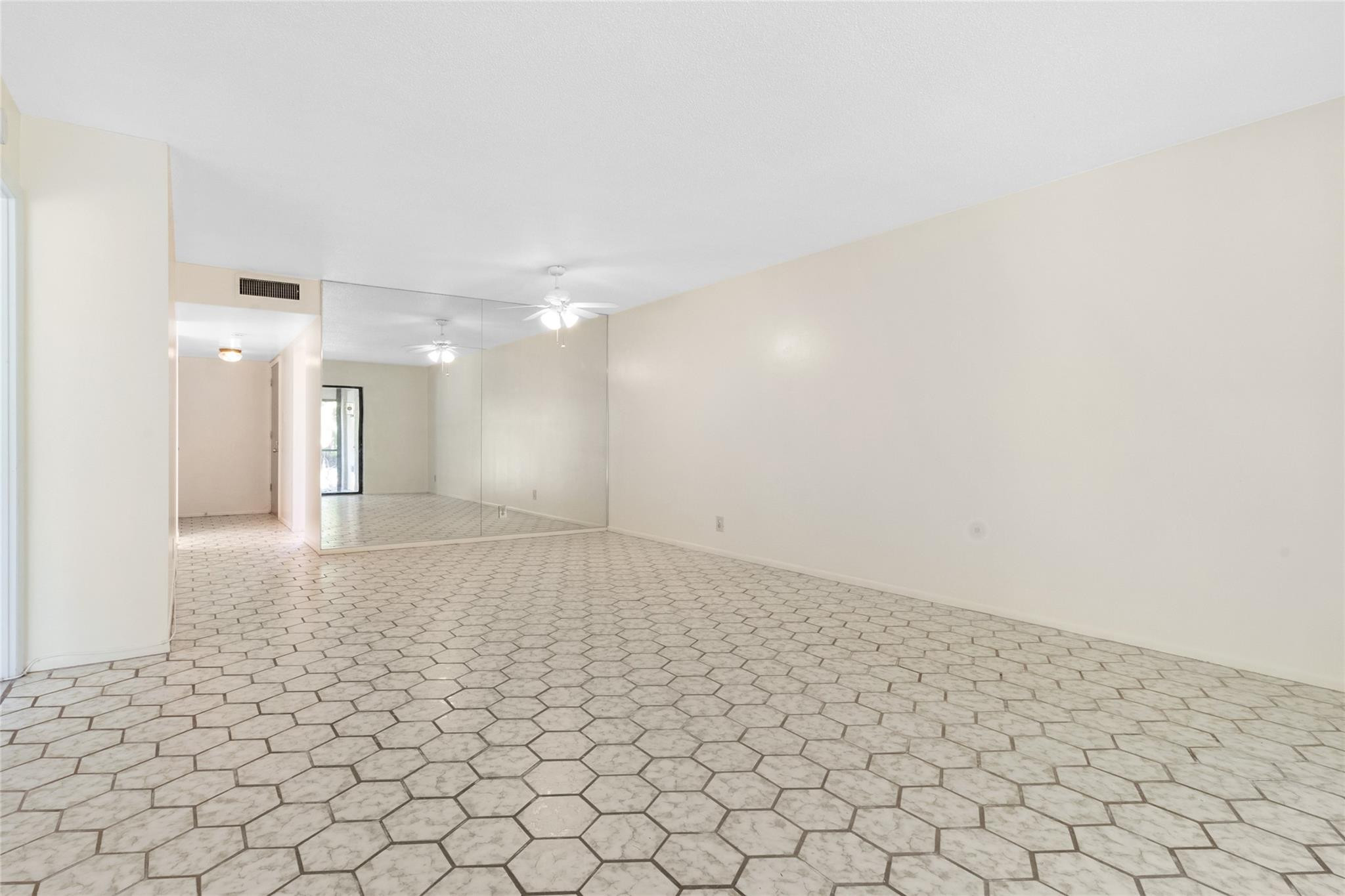 136 Cypress Road 313, Pompano Beach Unit: 313