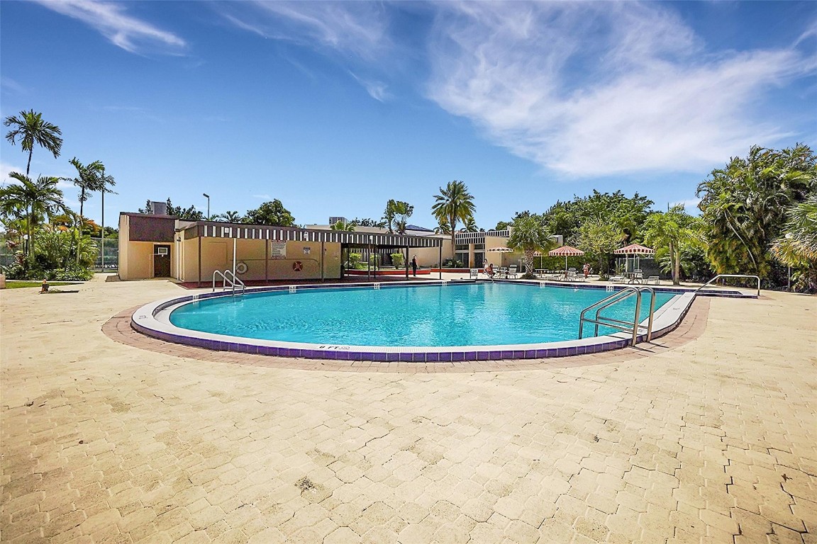 1681 NW 70th Avenue 310, Plantation Unit: 310