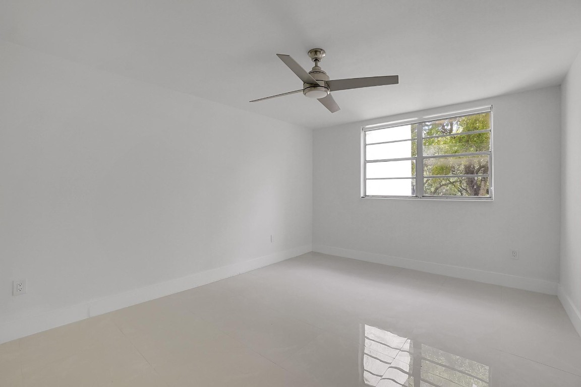 1681 NW 70th Avenue 310, Plantation Unit: 310