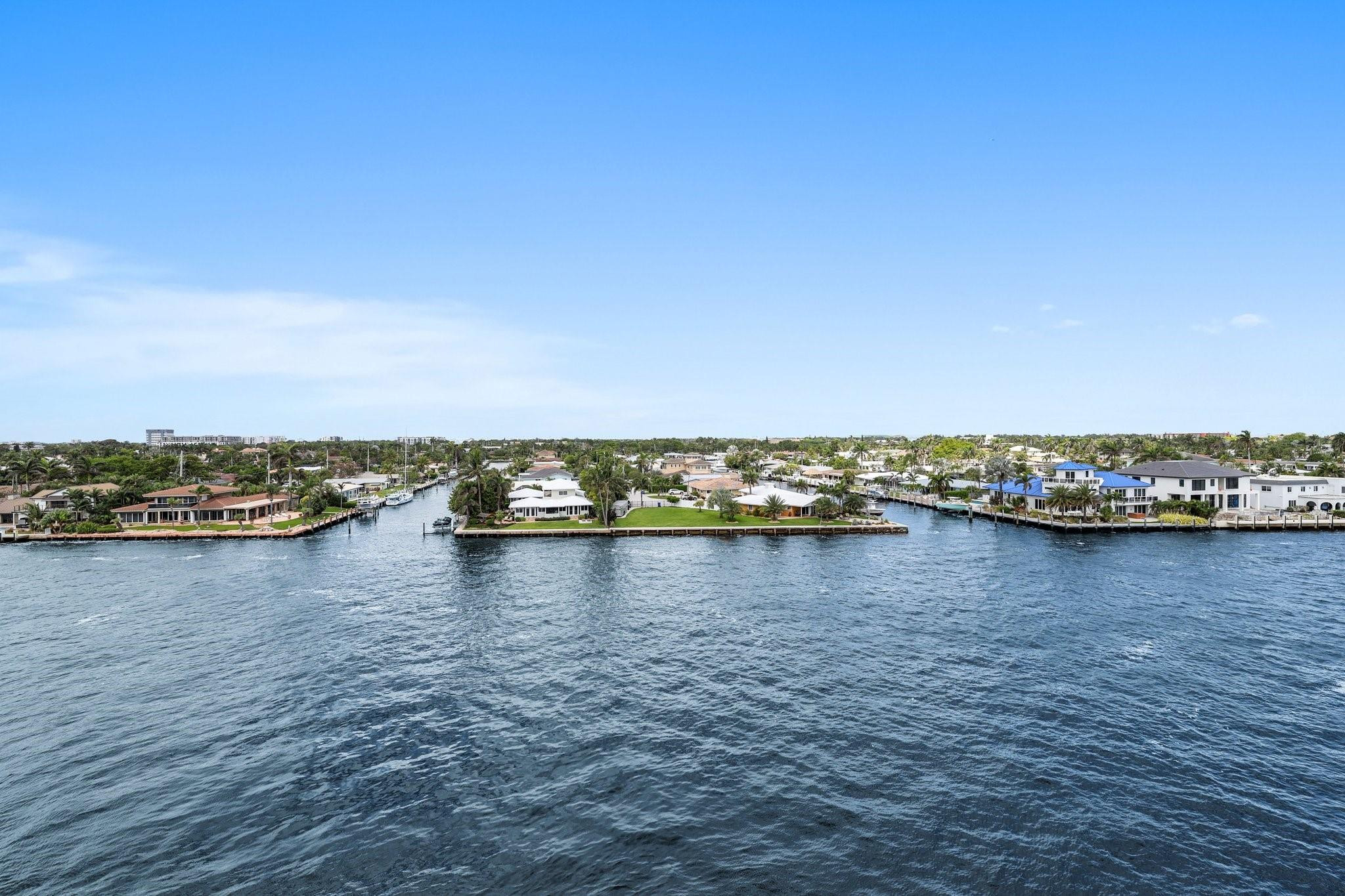 521 N Riverside Dr 601