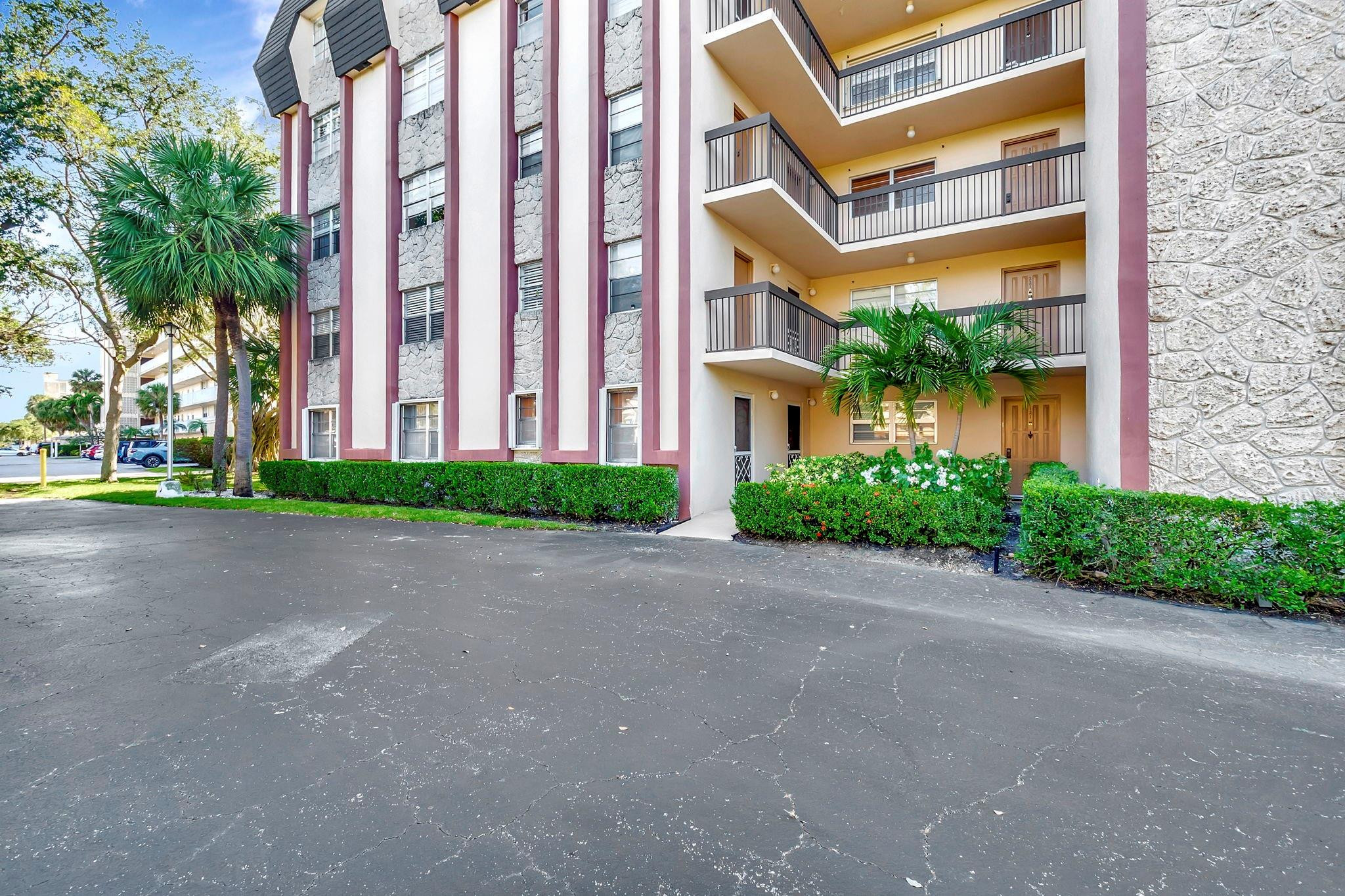 5340 NW 2nd Ave 120