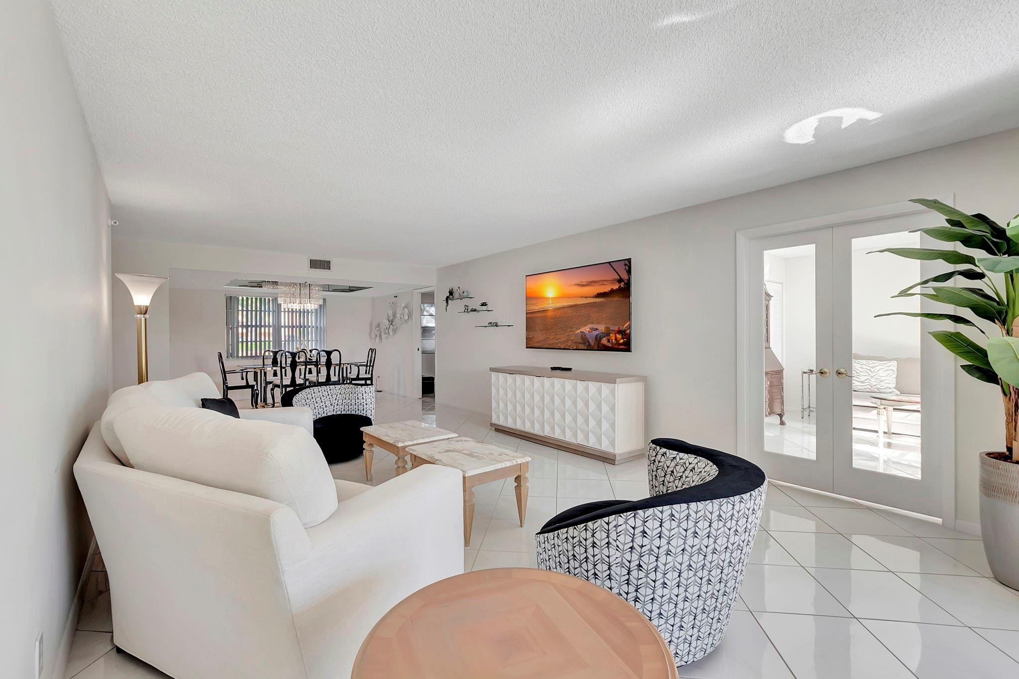 5340 NW 2nd Ave 120
