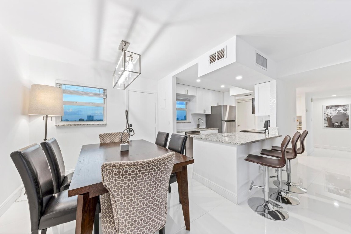 801 S Federal Hwy 906