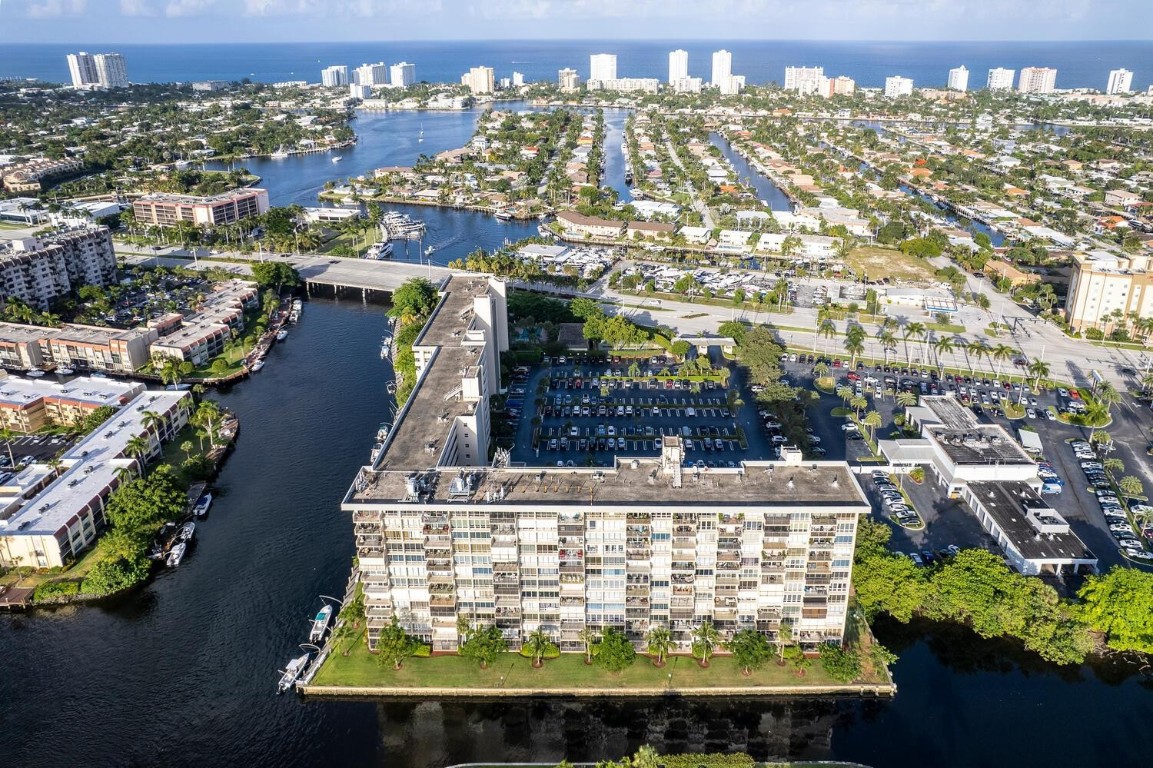 801 S Federal Hwy 906