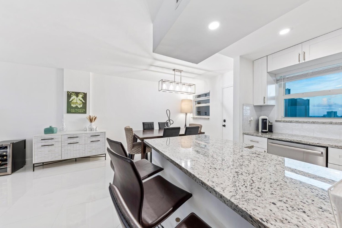 801 S Federal Hwy 906