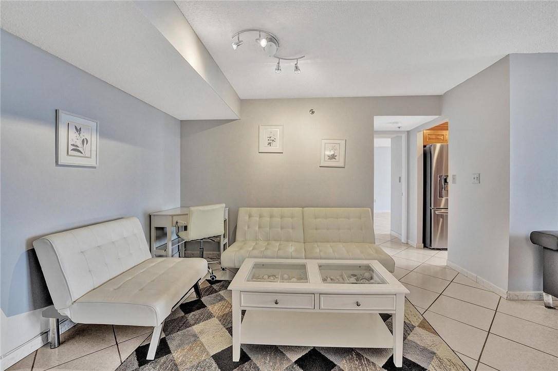 210 174th Street 1811, Sunny Isles Beach Unit: 1811