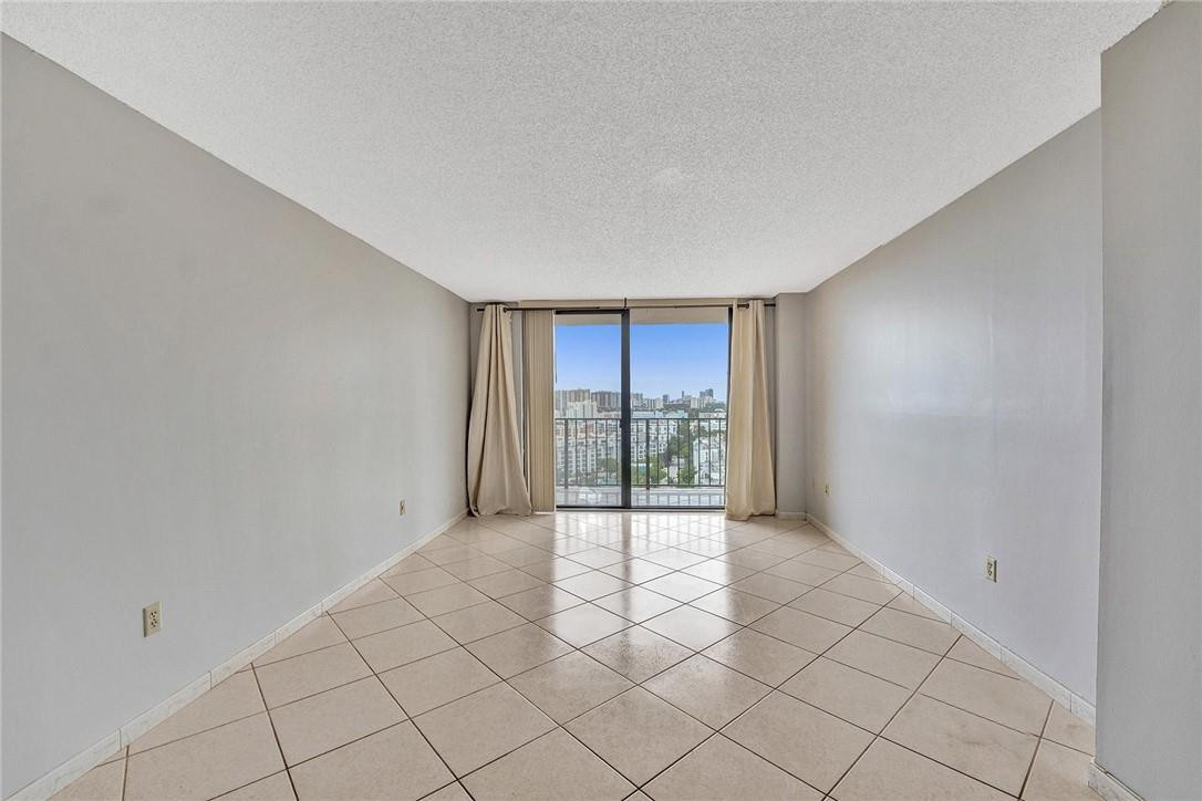 210 174th Street 1811, Sunny Isles Beach Unit: 1811