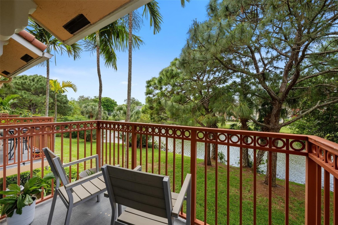 2042 Alta Meadows Lane 1708, Delray Beach Unit: 1708