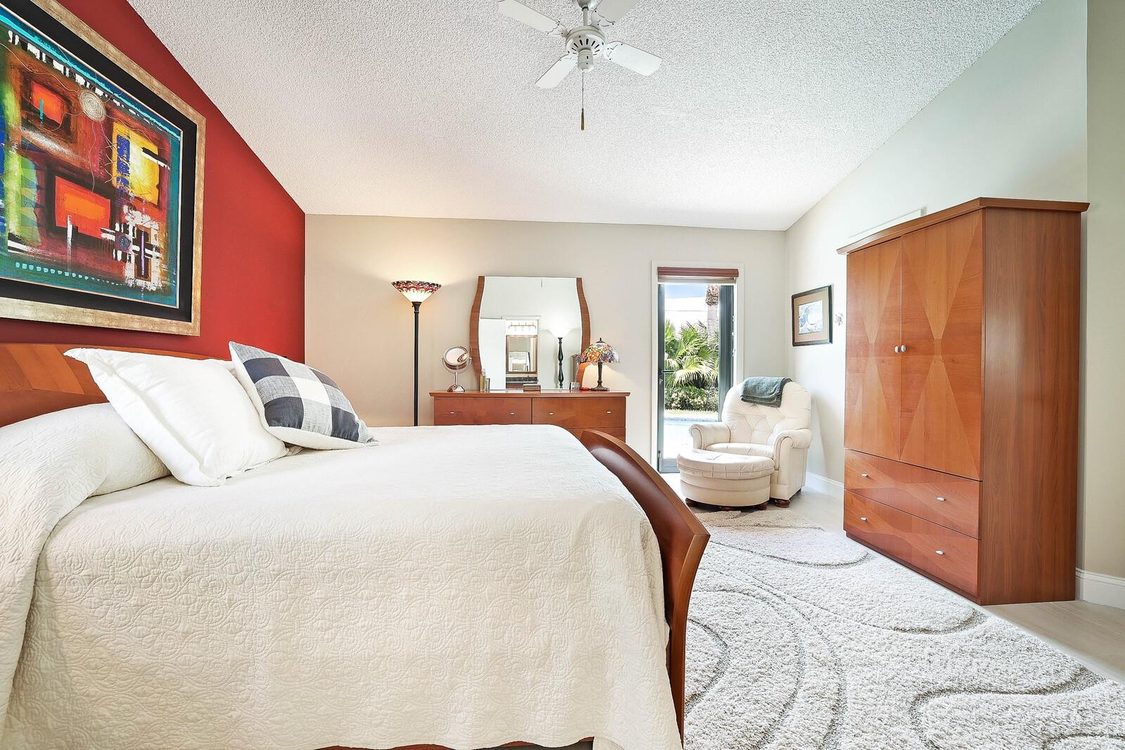1761 NW 42nd St