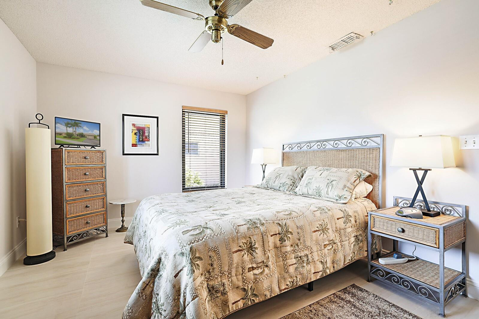 1761 NW 42nd St