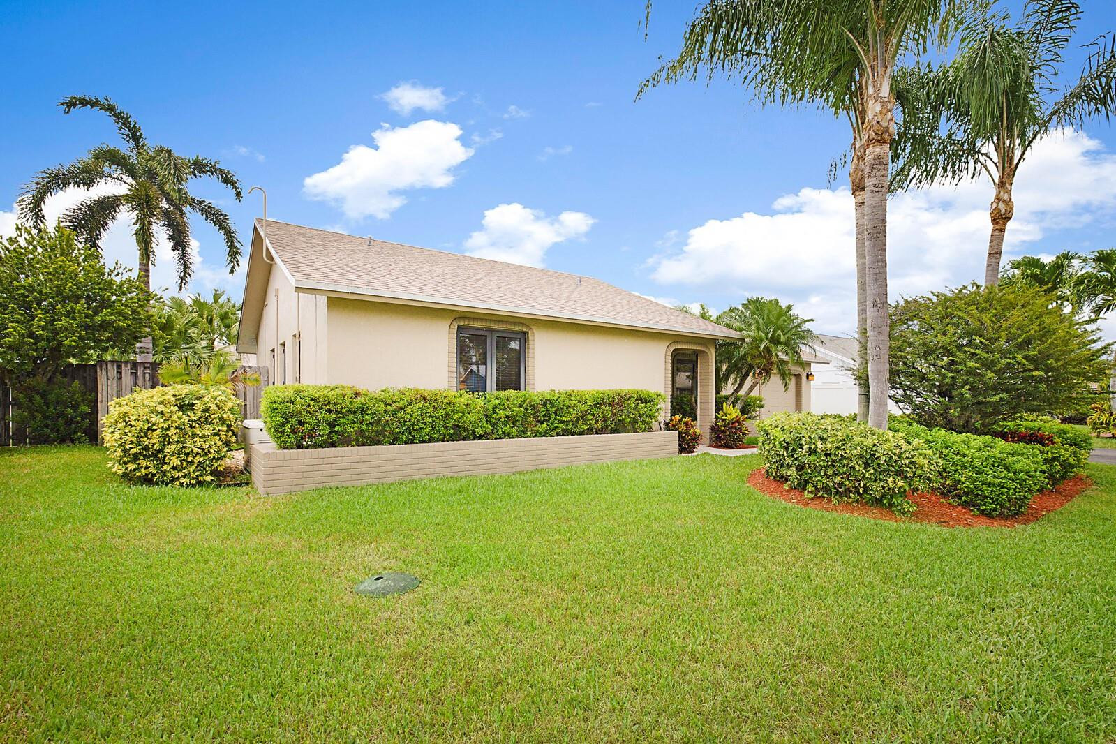 1761 NW 42nd St
