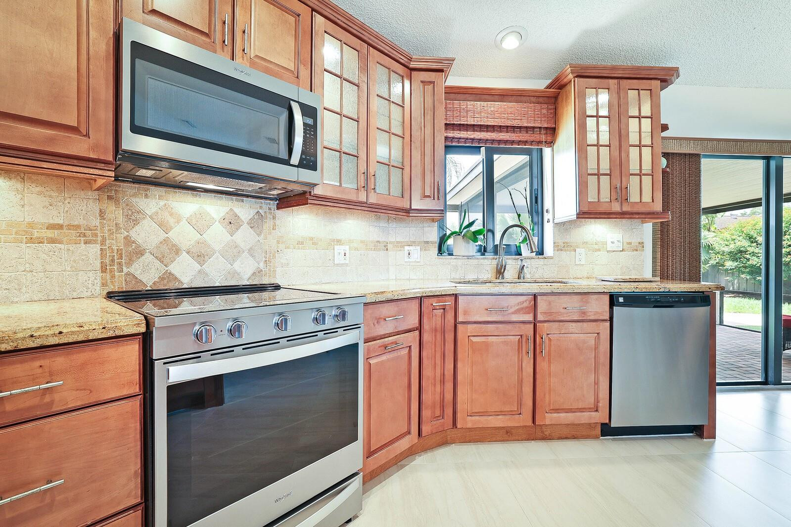1761 NW 42nd St