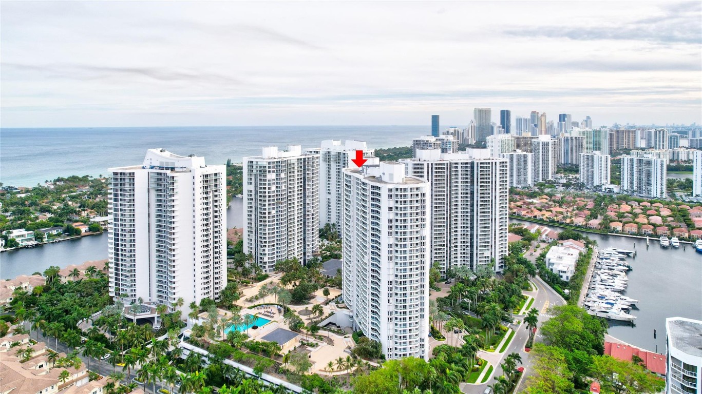 21205 Yacht Club Drive 505, Aventura Unit: 505