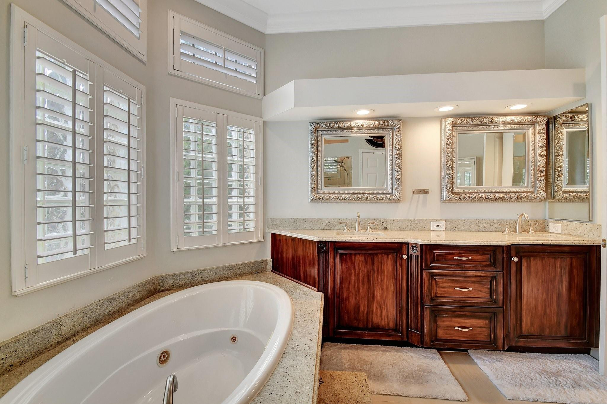 541 Cypress Crossing Crossing