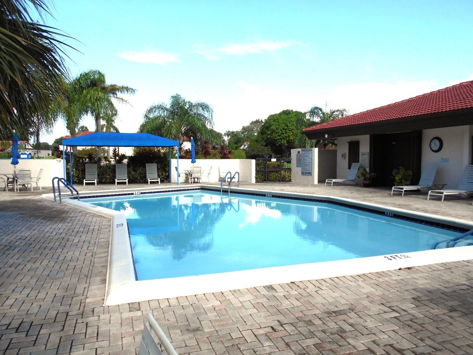 8008 Eastlake Dr 12-A