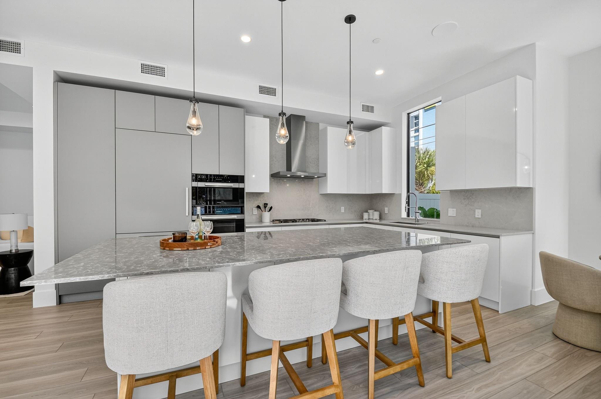 204 Osceola Park Lane 1