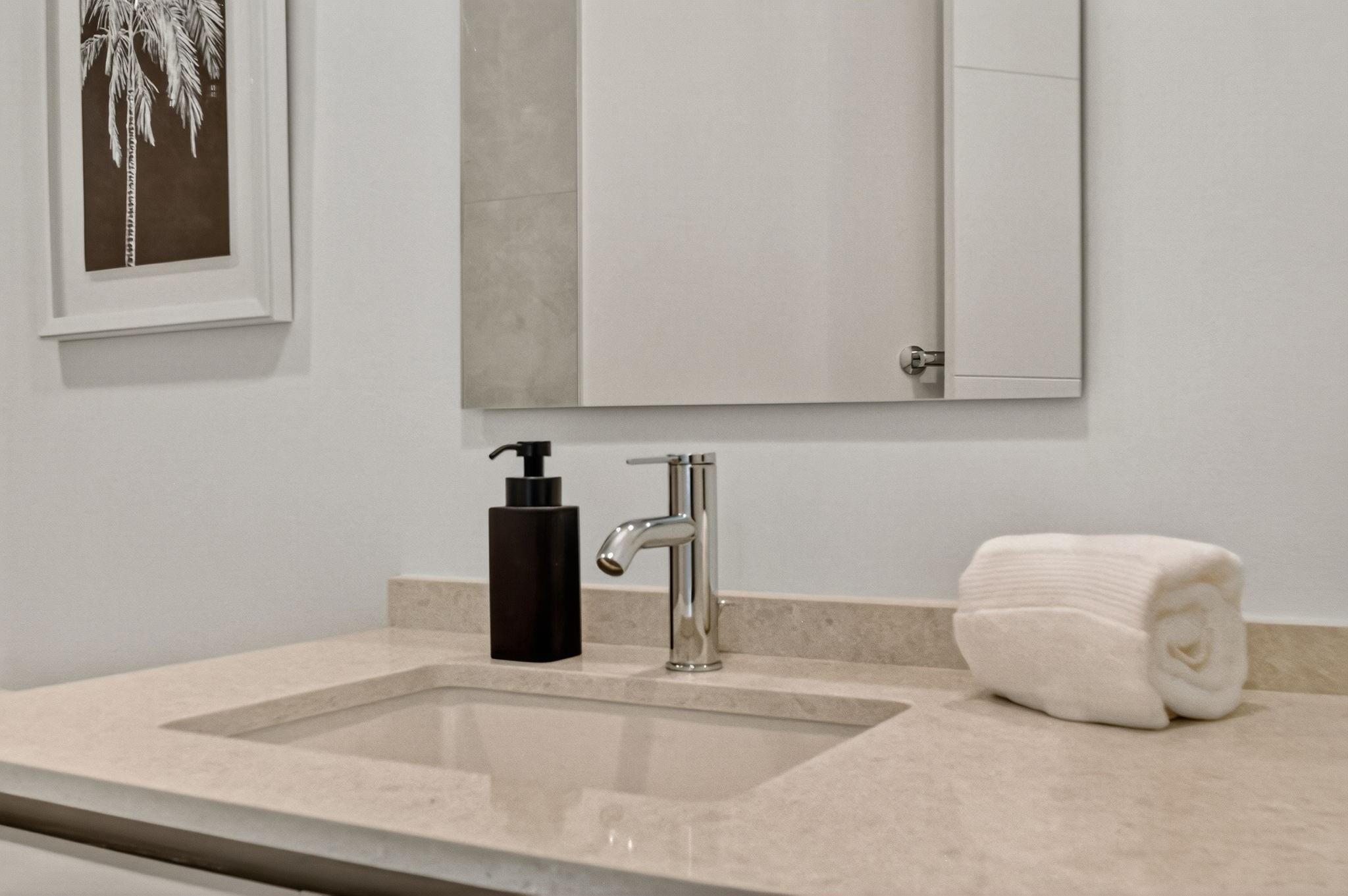 204 Osceola Park Lane 1