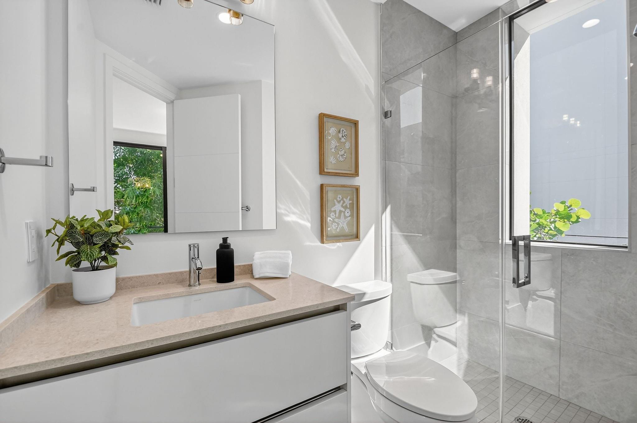 204 Osceola Park Lane 1